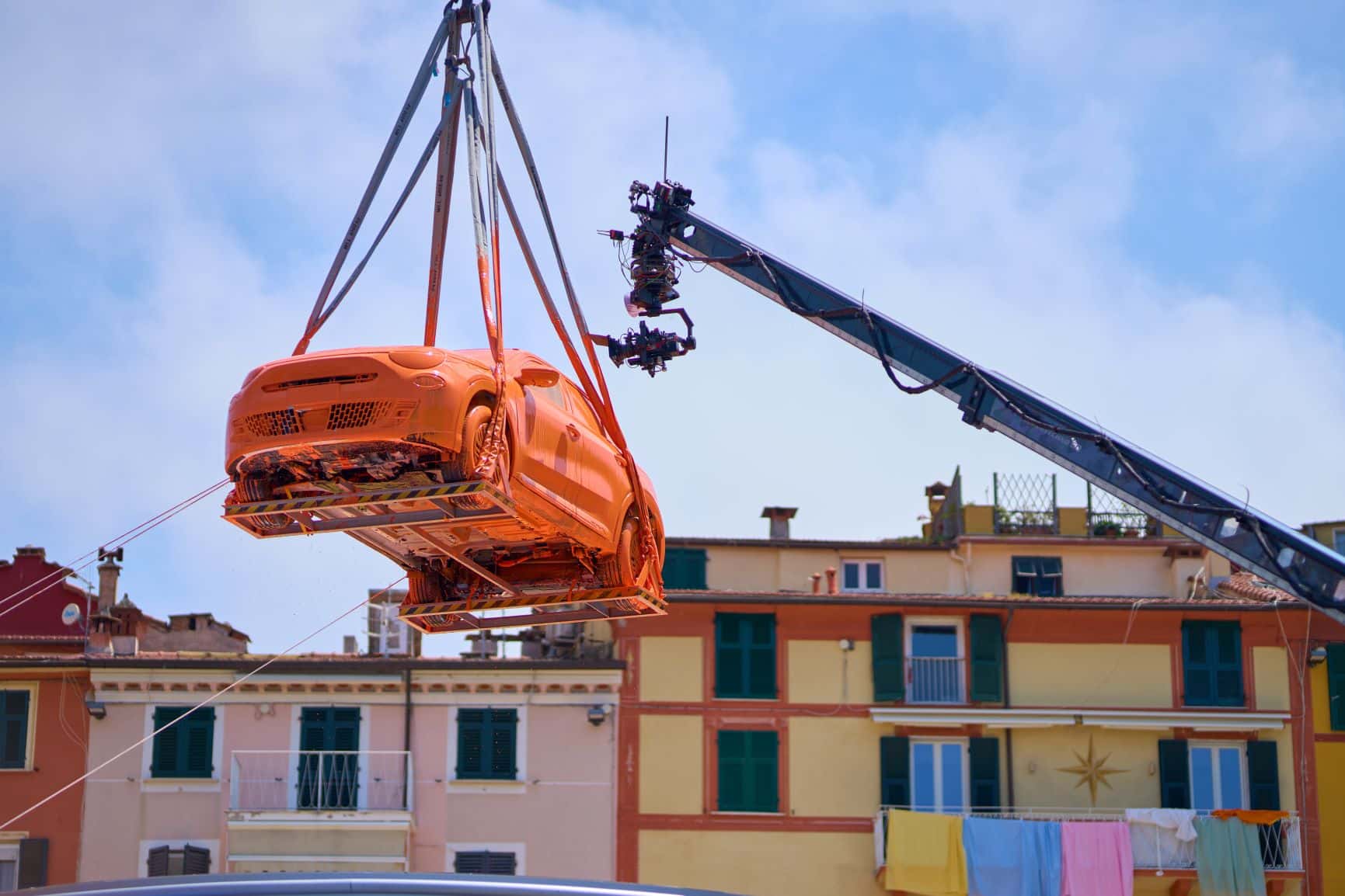 FIAT 600e: il “bagno di colore” in Liguria [VIDEO]