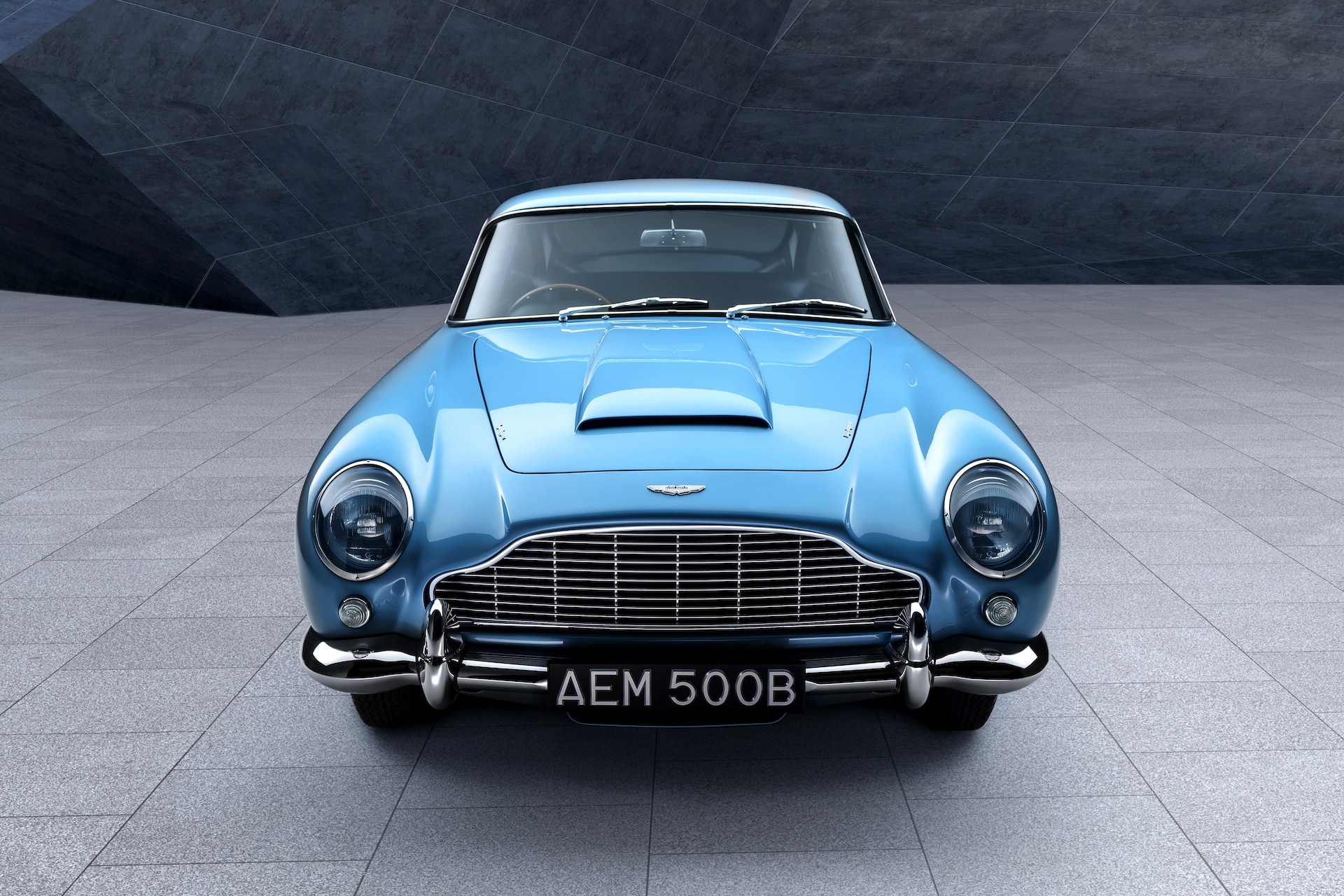 Aston Martin DB5, i 60 anni della GT più iconica di sempre
