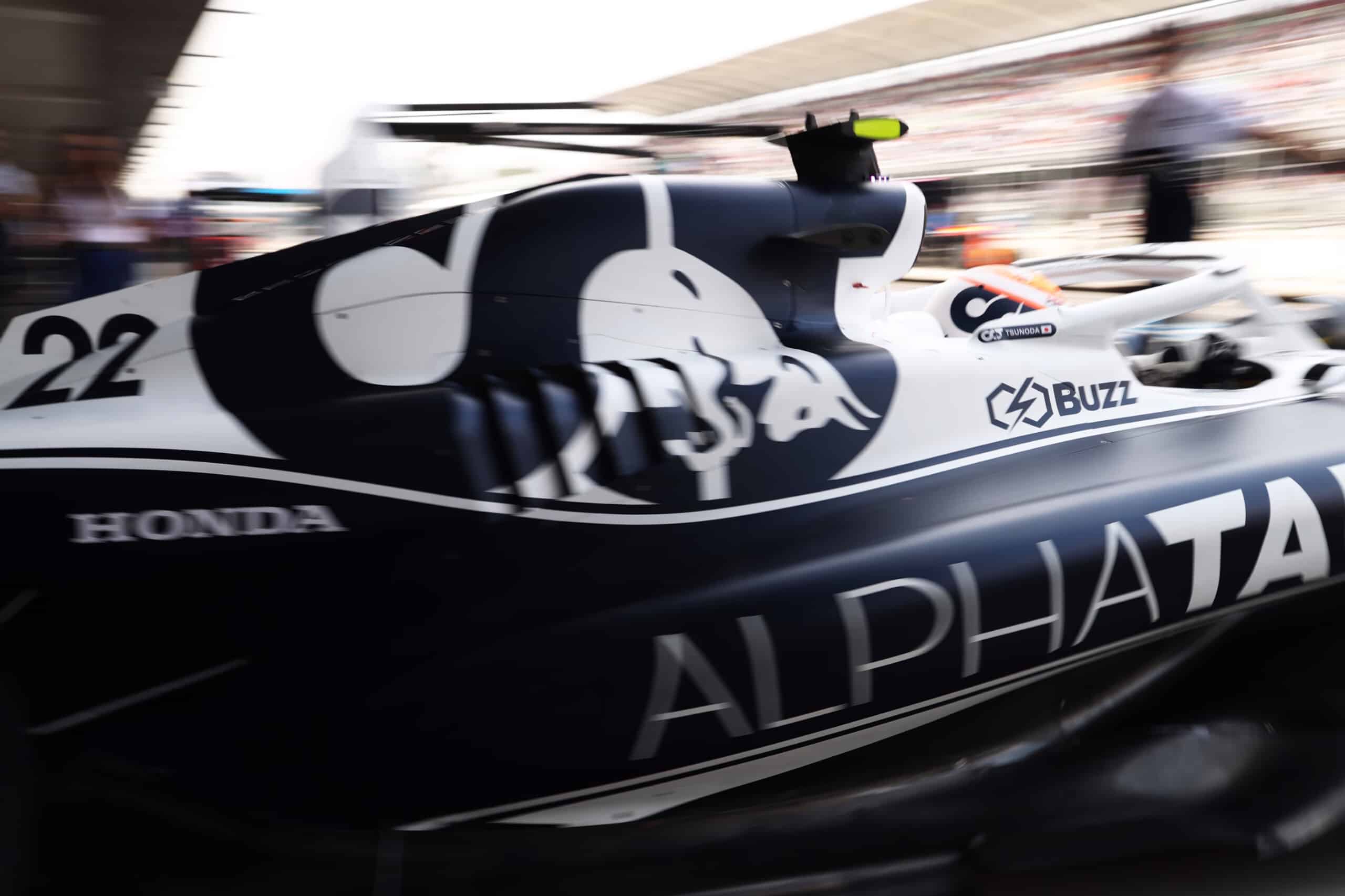 Formula 1, clamoroso: AlphaTauri diventa Adidas nel 2024?
