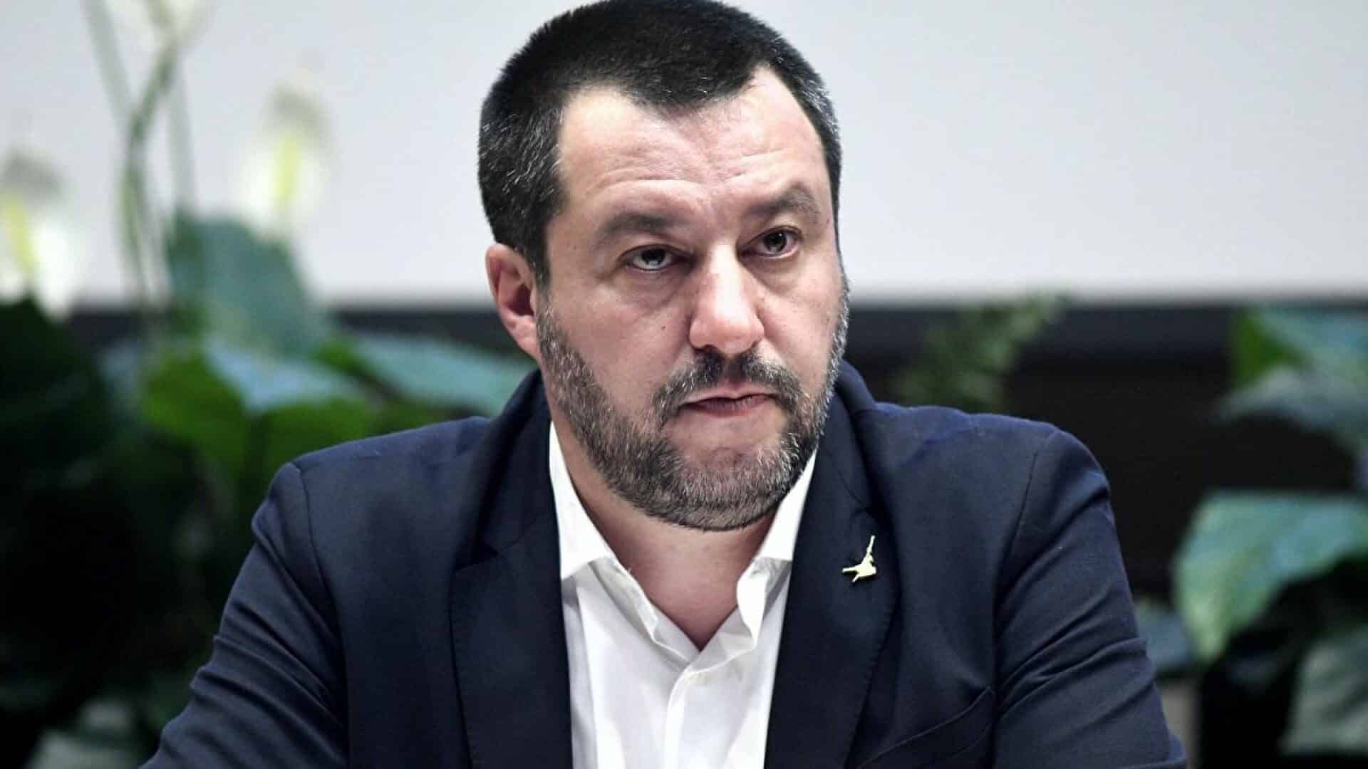 Incidente Mestre, Salvini accusa le batterie del bus elettrico [VIDEO]