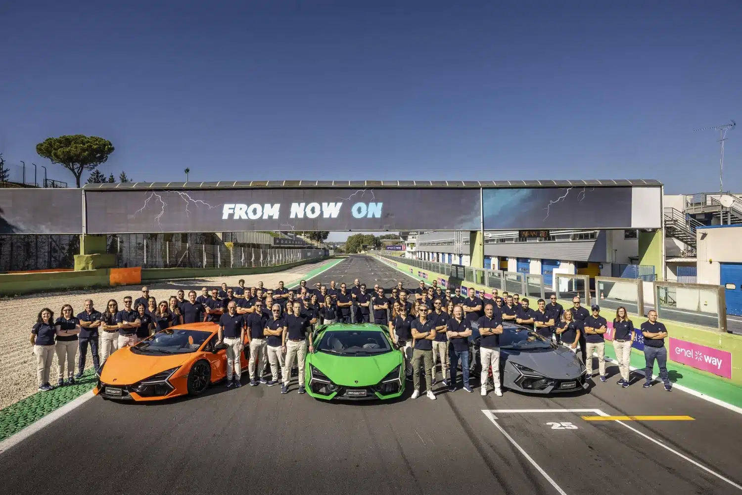 Record storico per Lamborghini: superate le 10.000 consegne nel 2023