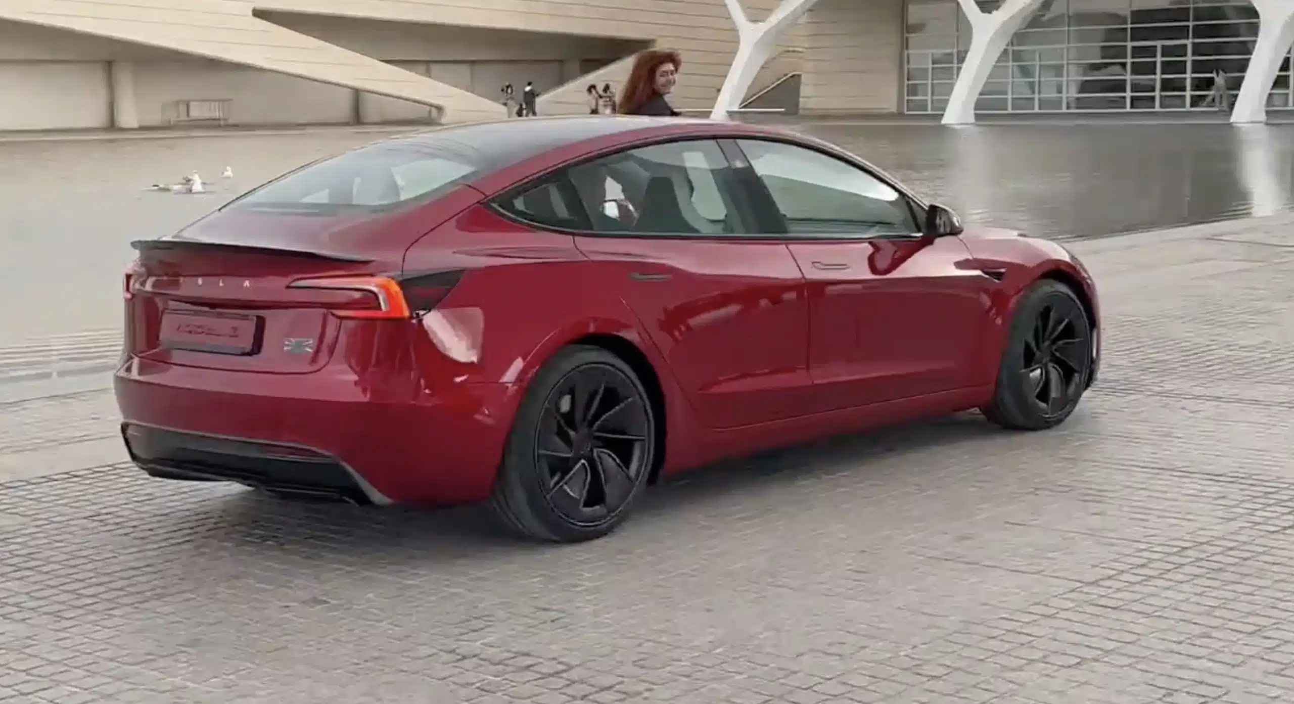 Tesla Model 3 Ludicrous: pronta la versione più estrema