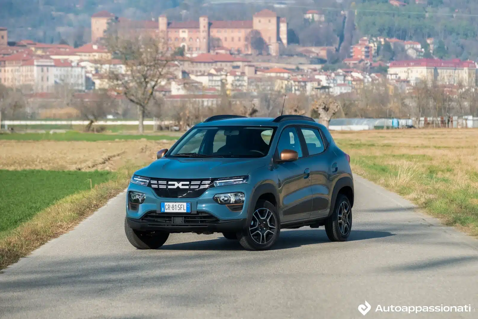 Dacia Spring Extreme 65: prova su strada, dimensioni, prezzo, autonomia e ricarica
