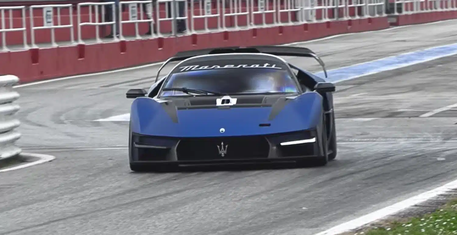 Primi giri in pista per la Maserati MCXtrema [VIDEO]