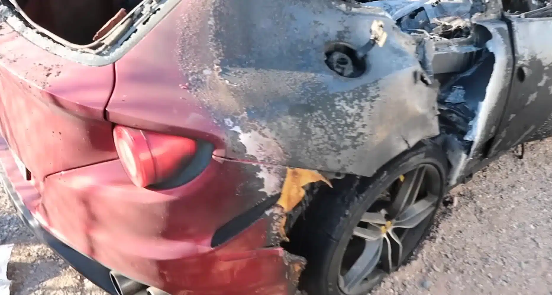 Cosa ha causato l’incendio misterioso di una Ferrari FF? [VIDEO]