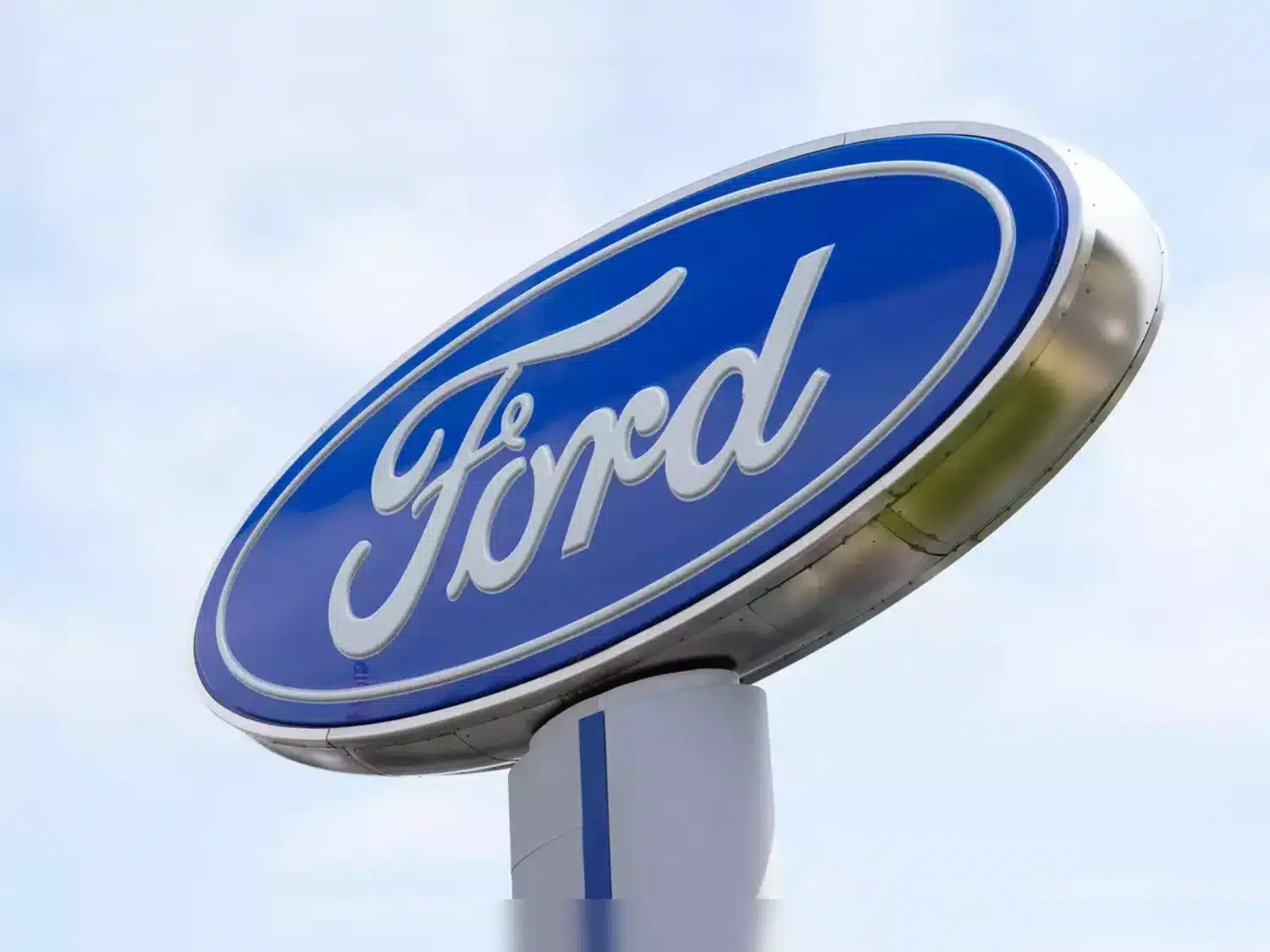 Ford perde 130.000 dollari per ogni auto elettrica venduta